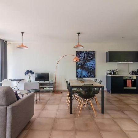 Plein Soleil Avec Jacuzzi Privatif Et Parking Prive Appartement Sarlat-la-Canéda Buitenkant foto